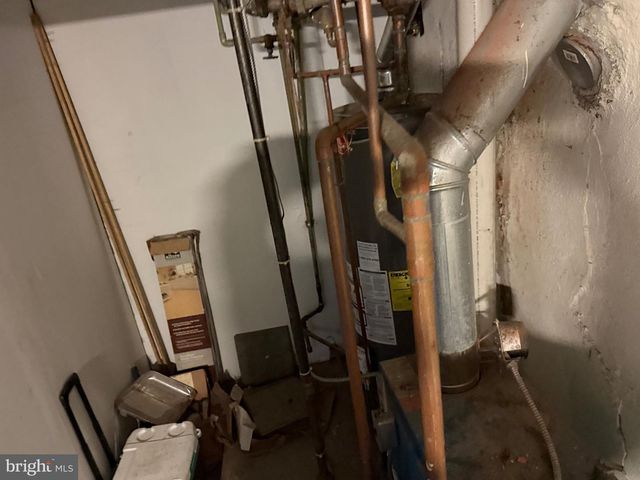 5627 ARLINGTON ST, Philadelphia, PA 19131