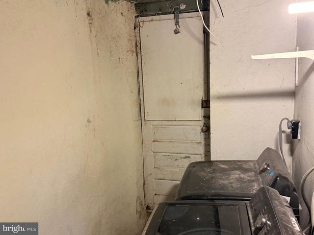 5627 ARLINGTON ST, Philadelphia, PA 19131