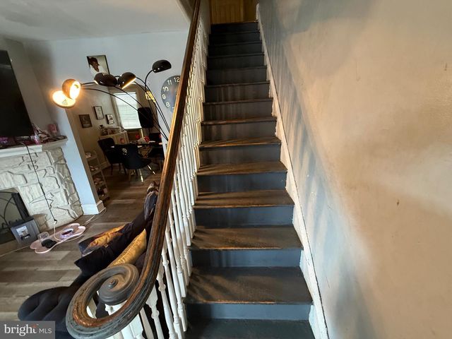 5627 ARLINGTON ST, Philadelphia, PA 19131