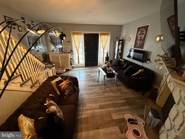 5627 ARLINGTON ST, Philadelphia, PA 19131