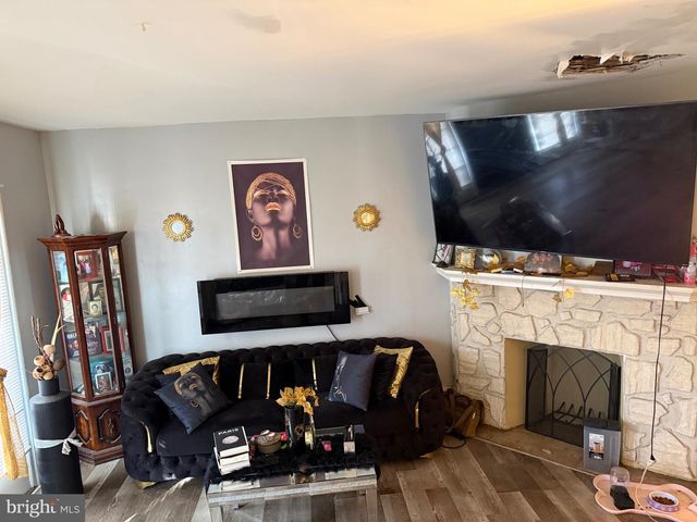 5627 ARLINGTON ST, Philadelphia, PA 19131