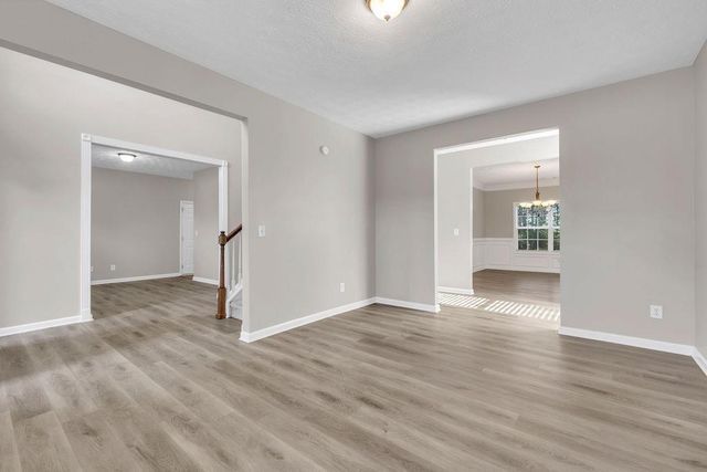 142 Nobility Lane, Mcdonough, GA 30252