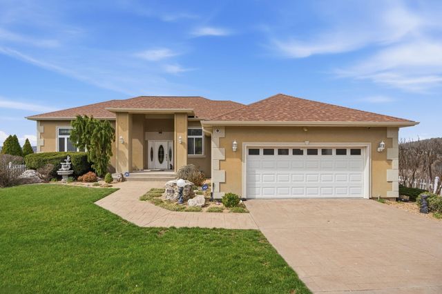 131 Split Rock Drive, Hollister, MO 65672