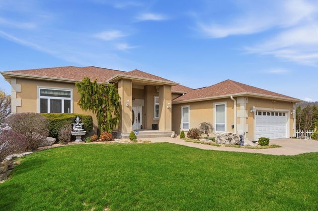 131 Split Rock Drive, Hollister, MO 65672