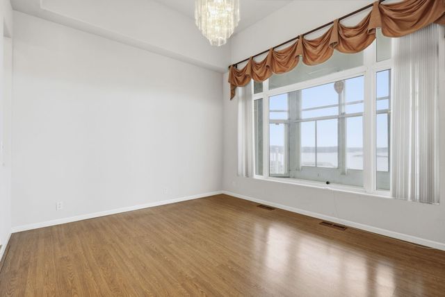 131 Split Rock Drive, Hollister, MO 65672