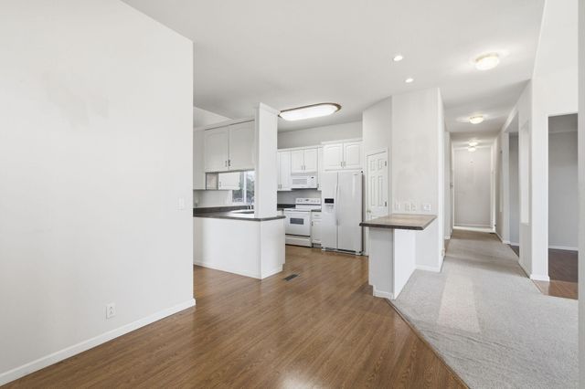 131 Split Rock Drive, Hollister, MO 65672