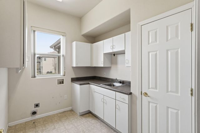 131 Split Rock Drive, Hollister, MO 65672