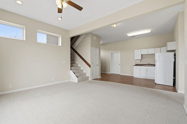 131 Split Rock Drive, Hollister, MO 65672