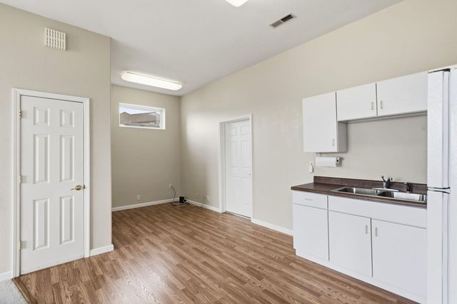 131 Split Rock Drive, Hollister, MO 65672