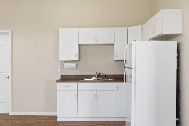 131 Split Rock Drive, Hollister, MO 65672