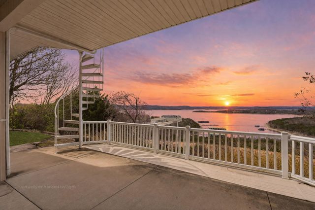 131 Split Rock Drive, Hollister, MO 65672