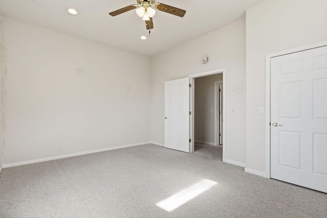 131 Split Rock Drive, Hollister, MO 65672