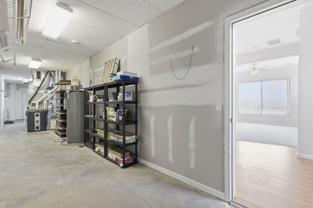 131 Split Rock Drive, Hollister, MO 65672