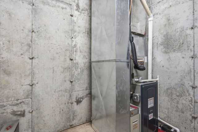 131 Split Rock Drive, Hollister, MO 65672