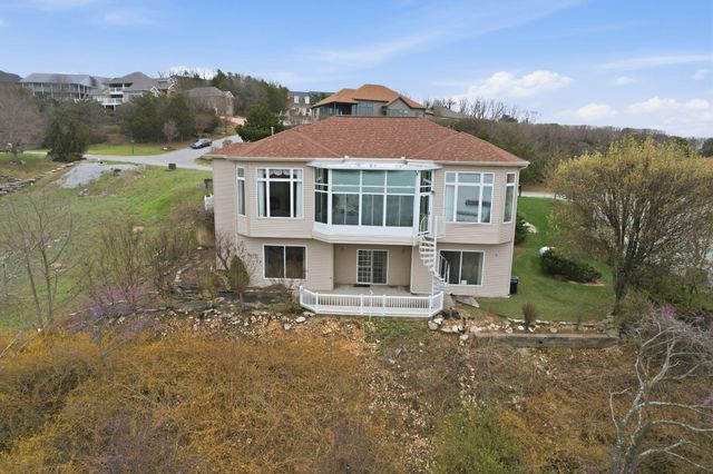 131 Split Rock Drive, Hollister, MO 65672