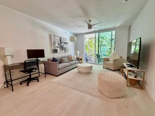 625 Casa Loma Boulevard 207, Boynton Beach, FL 33435