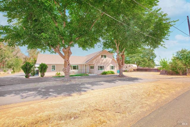 4851 Udell Rd, Vacaville, CA 95688