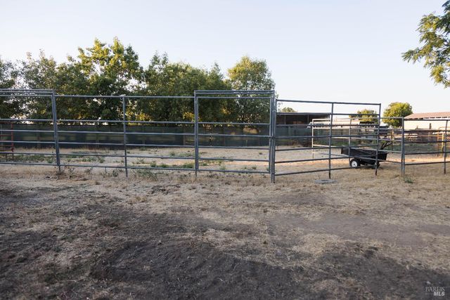 4851 Udell Rd, Vacaville, CA 95688