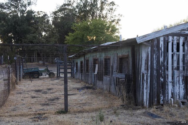 4851 Udell Rd, Vacaville, CA 95688