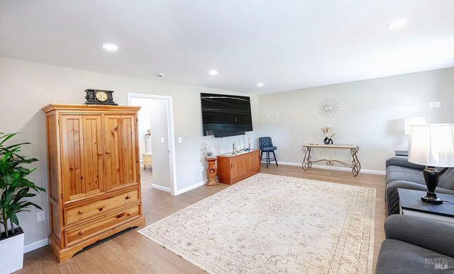 4851 Udell Rd, Vacaville, CA 95688