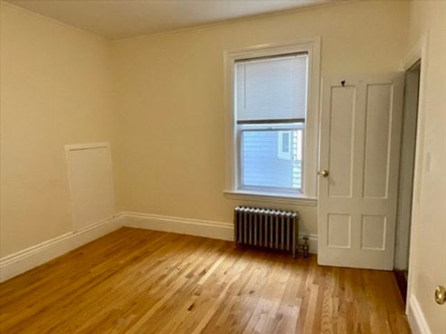 42 Henshaw St 1, Newton, MA 02465