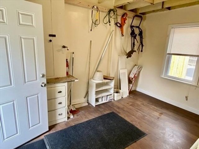 42 Henshaw St 1, Newton, MA 02465