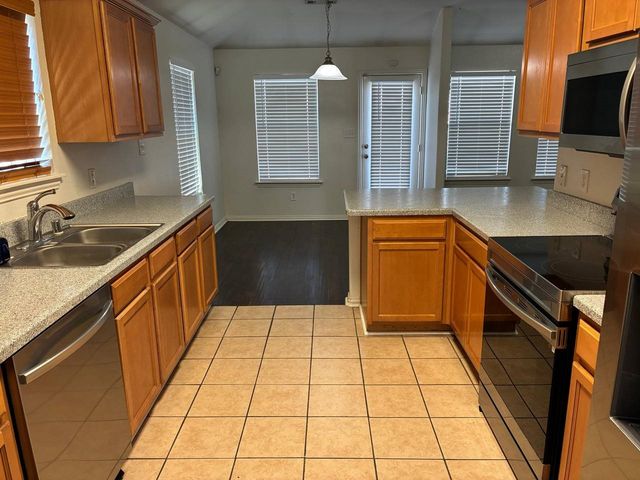 515 Creekside Drive, Princeton, TX 75407