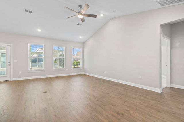 5037 Sassari St., Myrtle Beach, SC 29579