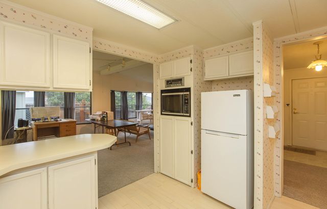 215 Tolman Creek Road SPC 16, Ashland, OR 97520