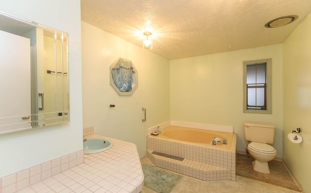 215 Tolman Creek Road SPC 16, Ashland, OR 97520