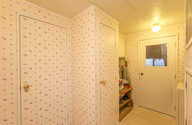 215 Tolman Creek Road SPC 16, Ashland, OR 97520