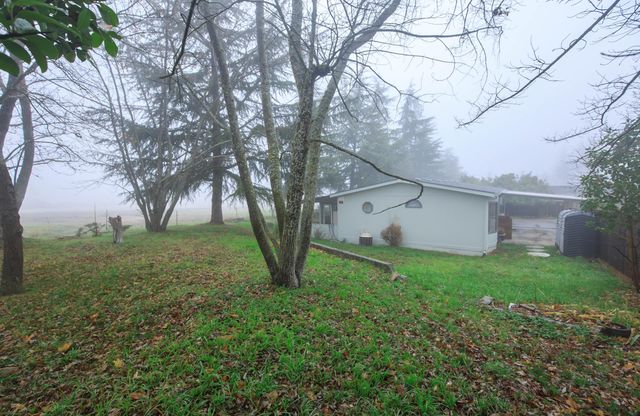 215 Tolman Creek Road SPC 16, Ashland, OR 97520