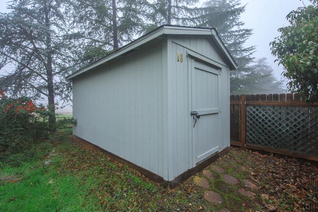 215 Tolman Creek Road SPC 16, Ashland, OR 97520