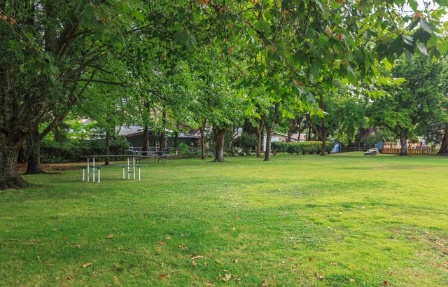 215 Tolman Creek Road SPC 16, Ashland, OR 97520