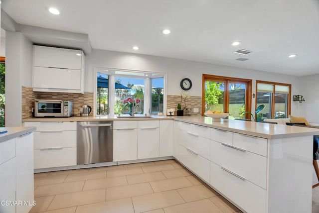 28789 Eagleton Street, Agoura Hills, CA 91301