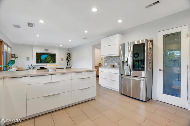 28789 Eagleton Street, Agoura Hills, CA 91301
