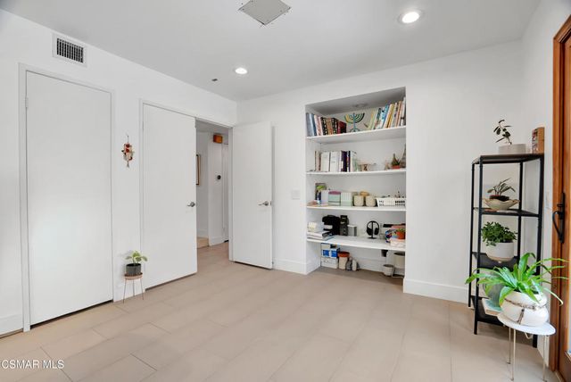 28789 Eagleton Street, Agoura Hills, CA 91301