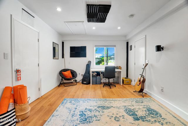 28789 Eagleton Street, Agoura Hills, CA 91301