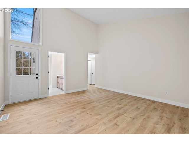 275 Ne SCOTT Dr, Gresham, OR 97030