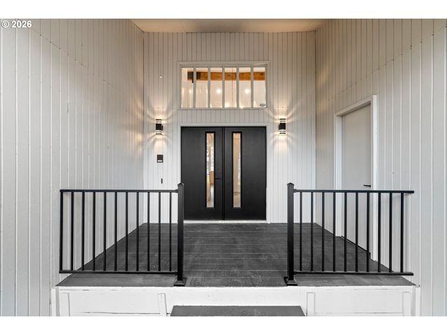 275 Ne SCOTT Dr, Gresham, OR 97030