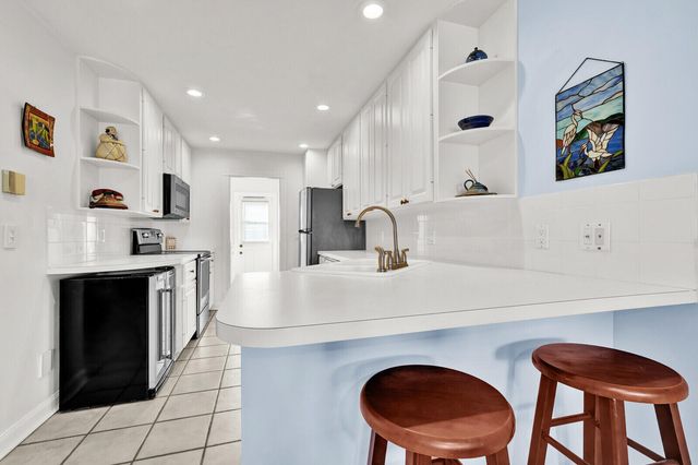 133 Wentworth Court, Jupiter, FL 33458