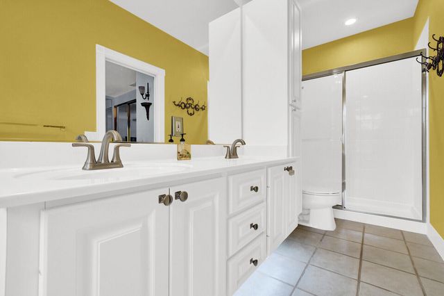 133 Wentworth Court, Jupiter, FL 33458