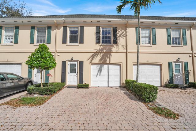 133 Wentworth Court, Jupiter, FL 33458