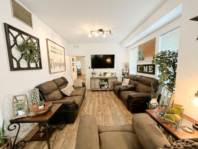 107 N Main Street, Crandall, TX 75114