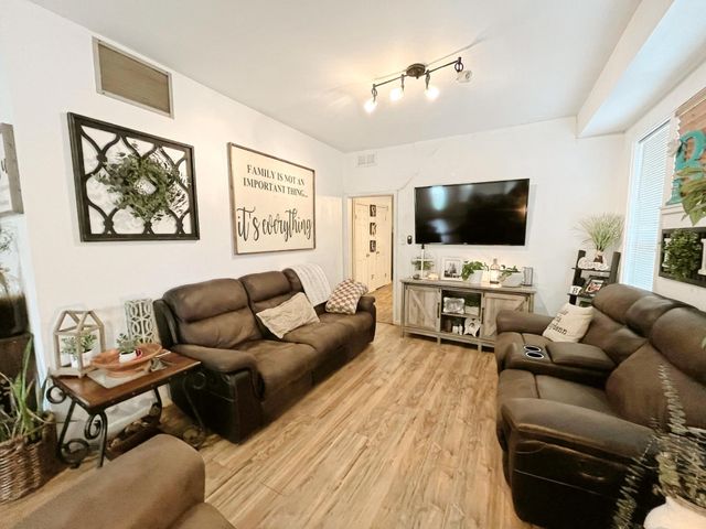107 N Main Street, Crandall, TX 75114