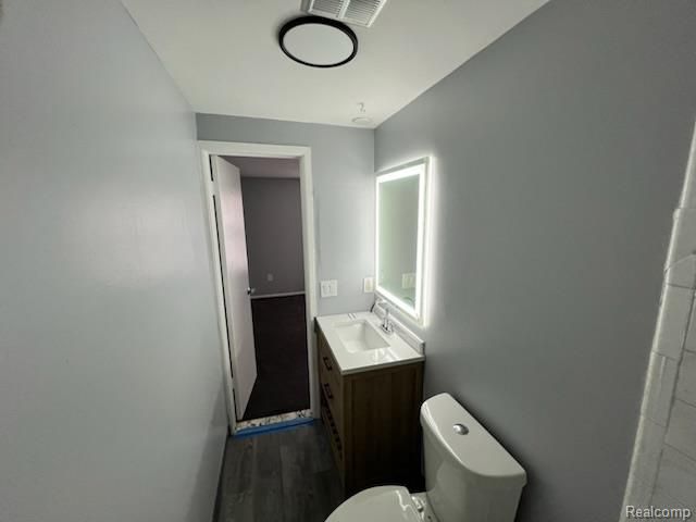 21711 Hidden Rivers Drive, Southfield, MI 48075