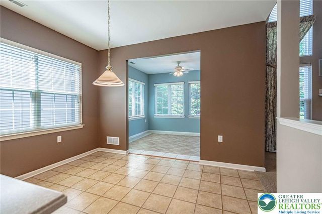 6634 Blue Heather Court, Lower Macungie Twp, PA 18062