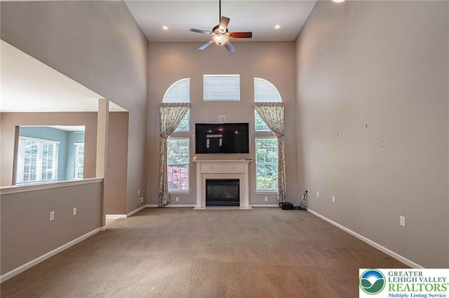6634 Blue Heather Court, Lower Macungie Twp, PA 18062