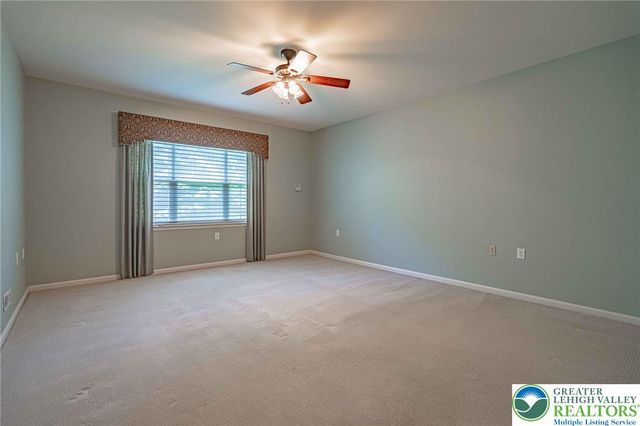 6634 Blue Heather Court, Lower Macungie Twp, PA 18062