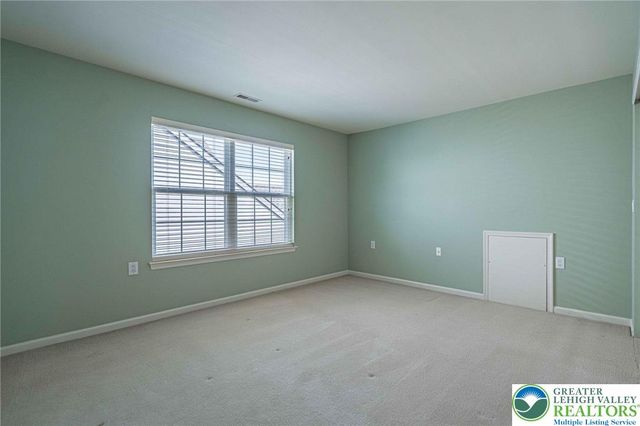 6634 Blue Heather Court, Lower Macungie Twp, PA 18062